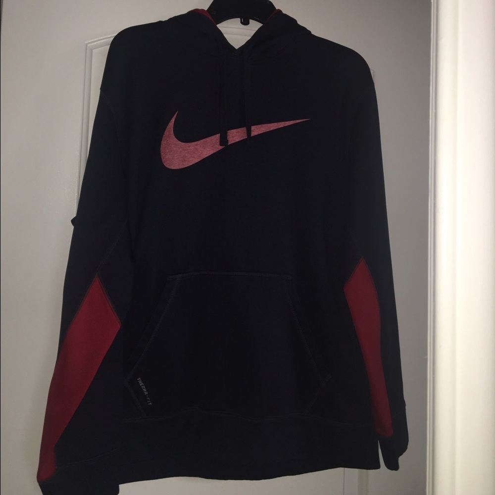 Nike Therma-Fit Hoodie